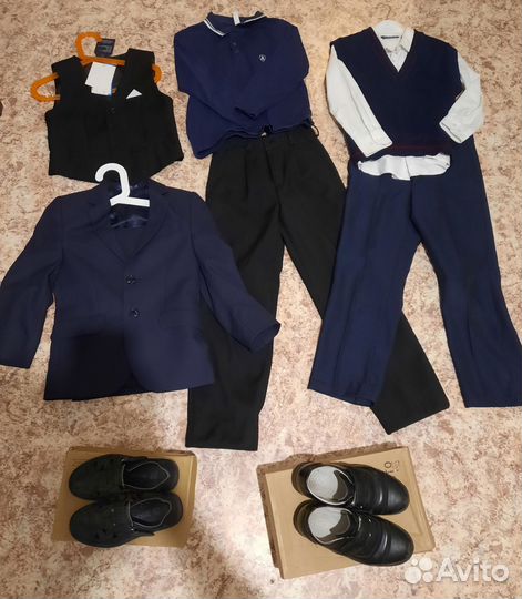 Школьный костюм 122-128/школьные вещи
