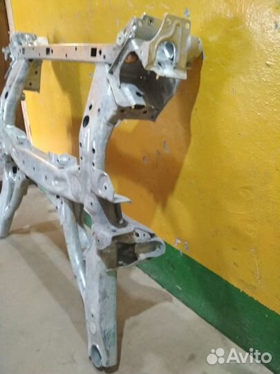 Передний подрамник BMW G20 G21 G22 задний привод