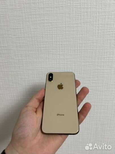 iPhone Xs, 64 ГБ