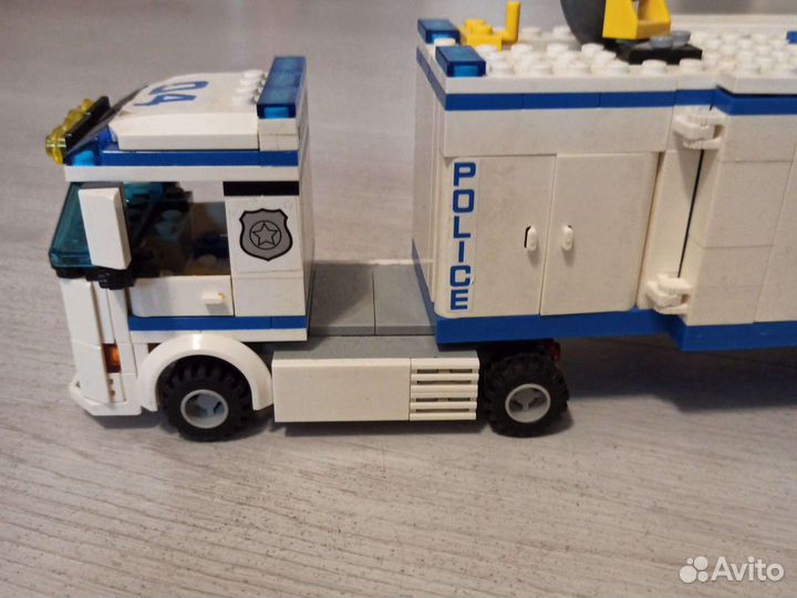 Lego City полицейский фургон оригинал