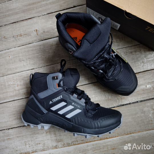 Зимние кроссовки Adidas Terrex Swift 3 GTX