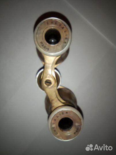 Антикварный театральный бинокль Cheavalier Paris