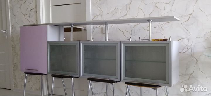 Кухонные навесные шкафы