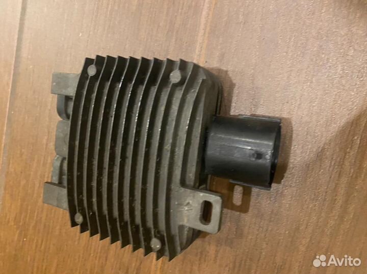 Блок управления двойным вентилятором Volvo s80 xc7