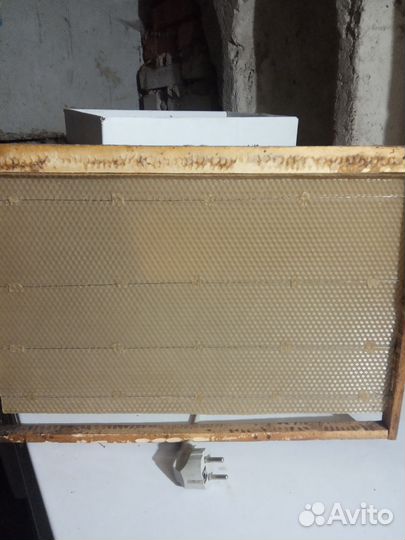 Рамки гнездовые,рамки с медом, подушки