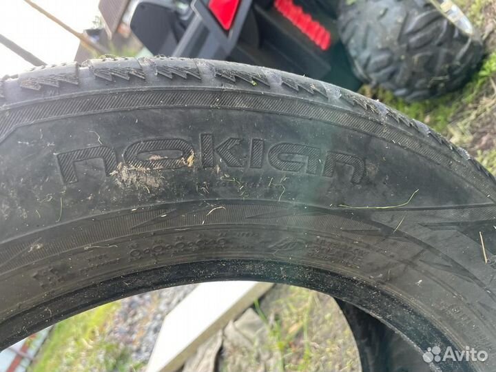Nokian Tyres Hakkapeliitta SUV 235/60 R18