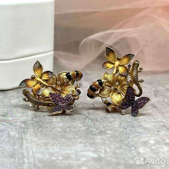 Золотые эксклюзивные серьги цветы с эмалью 585