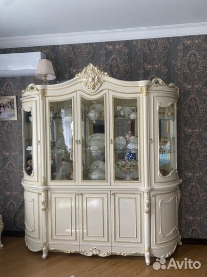 Комод для посуды