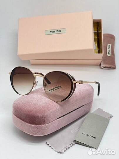 Солнцезащитные очки miu miu