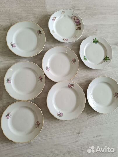 Сервиз. Чайник. Кружка. Тарелка