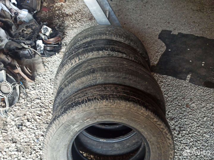 R16 Continental Vanco 215/75, PCD 5x115 DIA 11