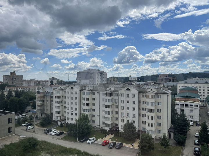 4-к. квартира, 167 м², 9/10 эт.