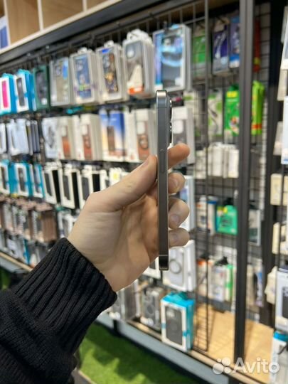 iPhone 15 Pro, 128 ГБ