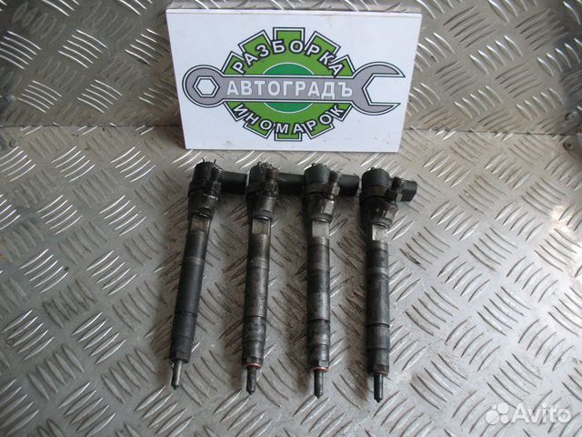 Форсунка дизельная Mercedes Benz Vito W638 2.2 CDI