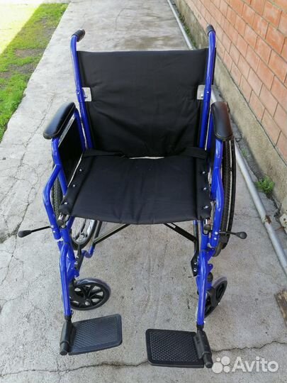 Продам инвалидную коляску (Новая)