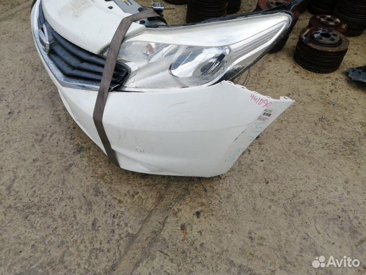 Nose cut Nissan Note E12 HR12DDR