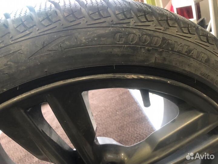 R19 Goodyear UltraGrip Ice 2 245/40, PCD 5x120 DIA 74.1