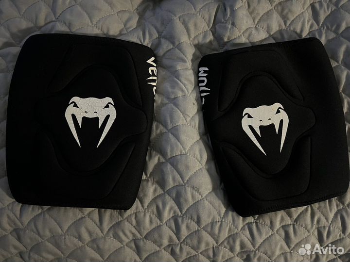 Гелевые Наколенники Venum оригинал