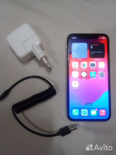 iPhone 11, 64 ГБ
