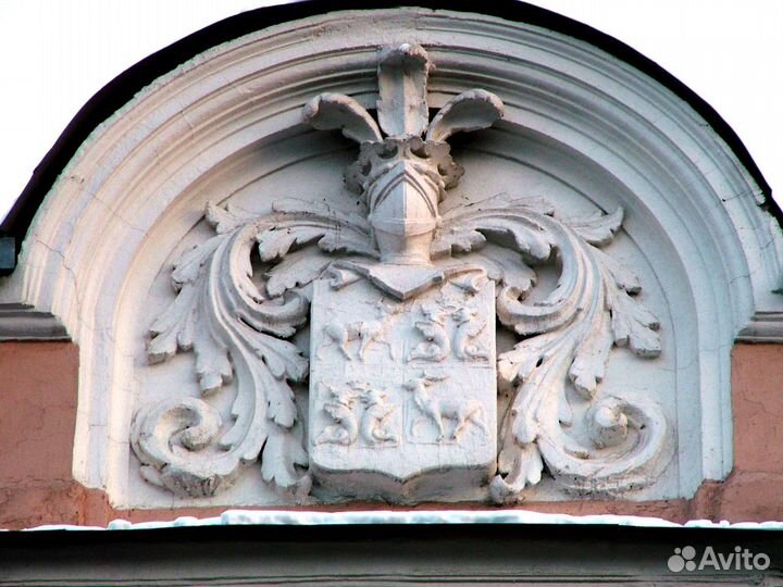 Барельефы настенные, фасадные фрески