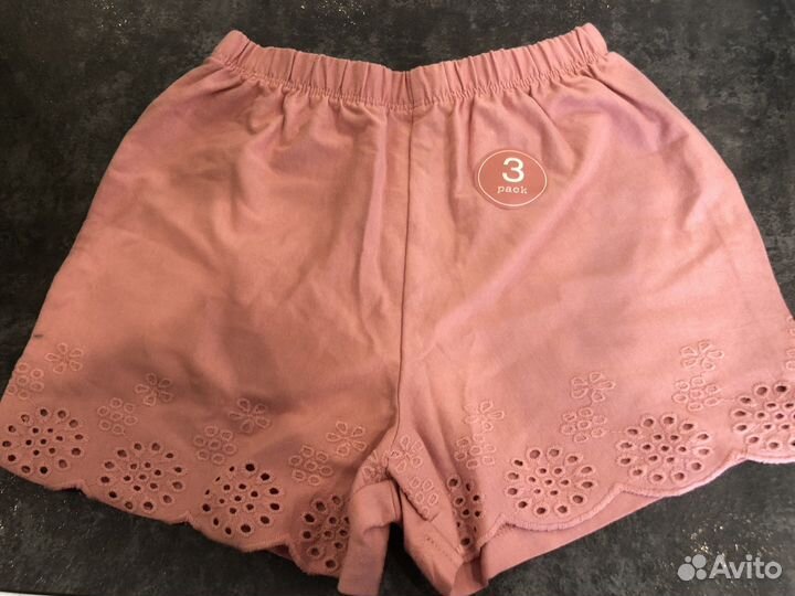 Шорты для девочек фирма next р-р 116