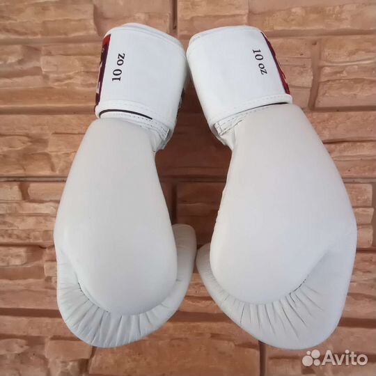 Боксёрские перчатки