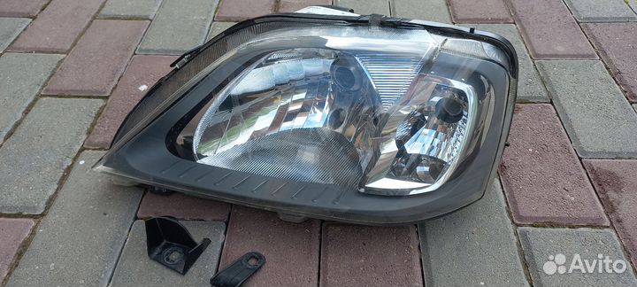 Фары на renault logan 1