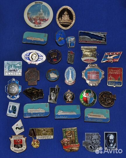 Значки иностранные и советские