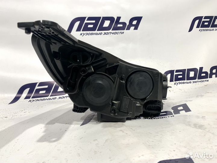 Фара Ford Focus 3 левая хром