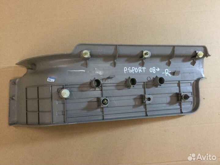 Накладка на порог внутренняя Mitsubishi Pajero KH