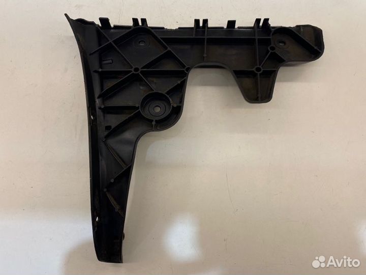 Крепление бампера заднее левое Audi A6 C6 2.0 2008