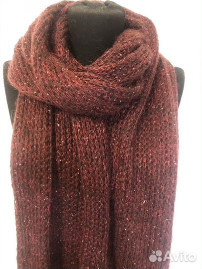 Шарф, палантин из мохера с пайетками