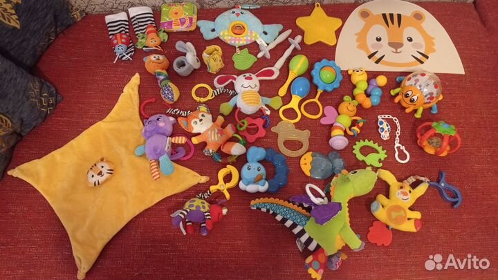 Игрушки погремушки с 0 пакетом