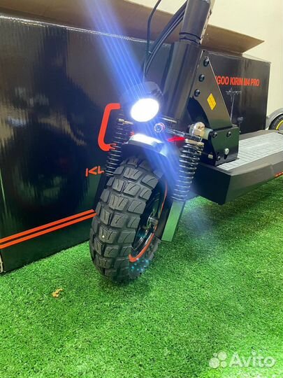 Внедорожный электросамокат Kugoo M4 Pro 2023 года
