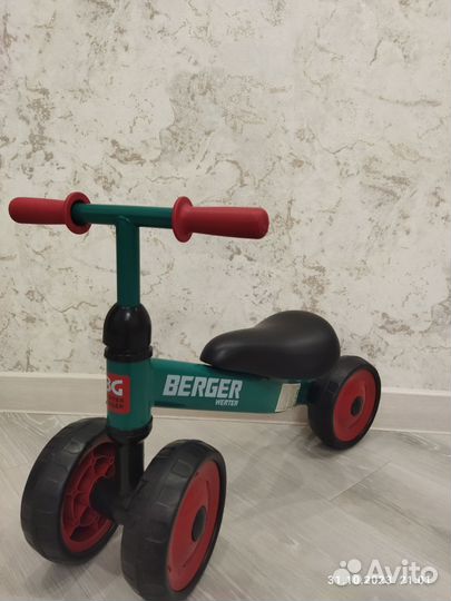 Беговел для малышей от года