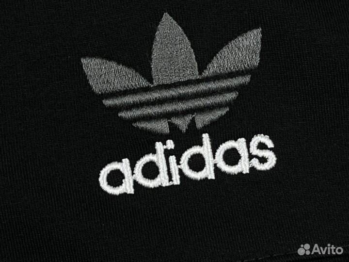 Спортивный костюм Adidas