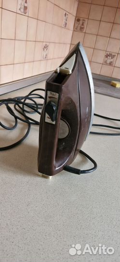 Антикварный утюг