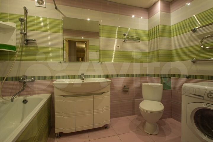 2-к. квартира, 75 м², 5/10 эт.