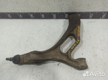Рычаг передний правый нижний