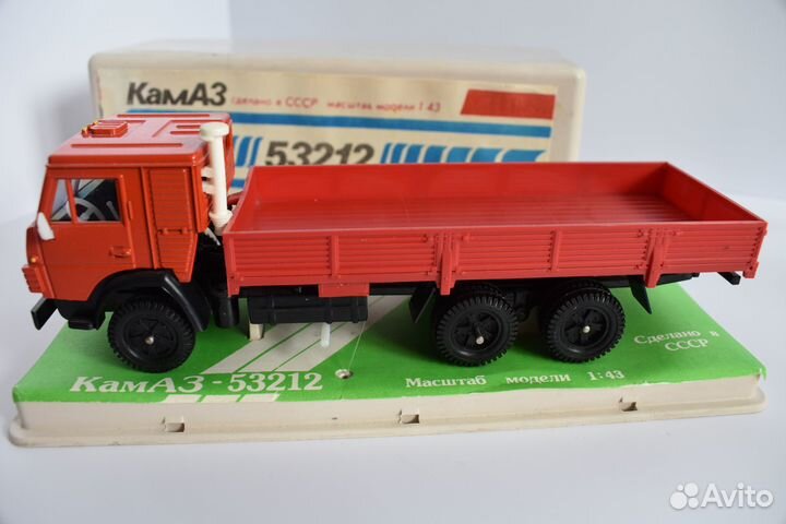 Камаз 53212 в боксе Модель 1:43 Элекон СССР