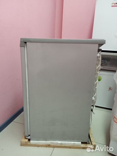 Холодильник бирюса Б-M108