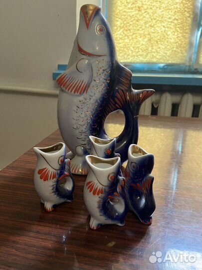 Фарфоровый графин Рыба и рыбки 2сорт 1983г