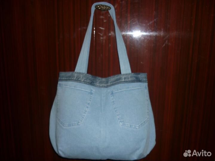 Сумка женская на плечо для отдыха и спорта