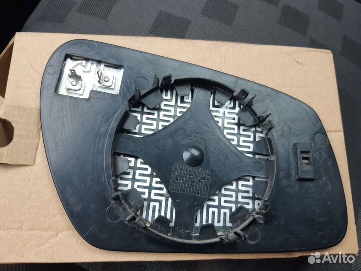 Боковое зеркало на ford focus 2 левое