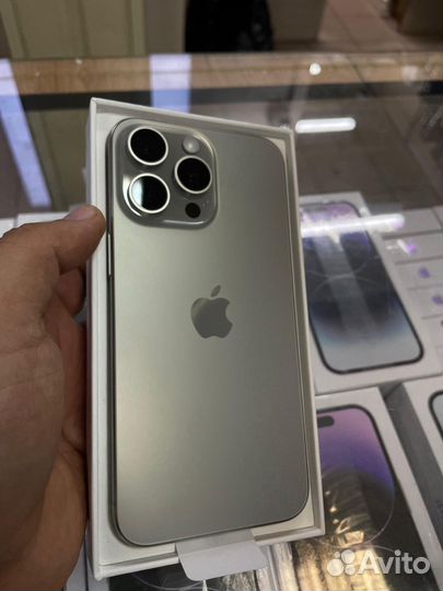 iPhone 15 Pro, 256 ГБ