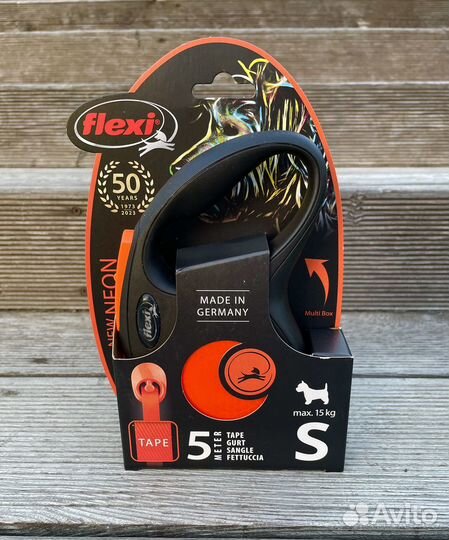 Поводок-рулетка Flexi New Neon S (до 15 кг)