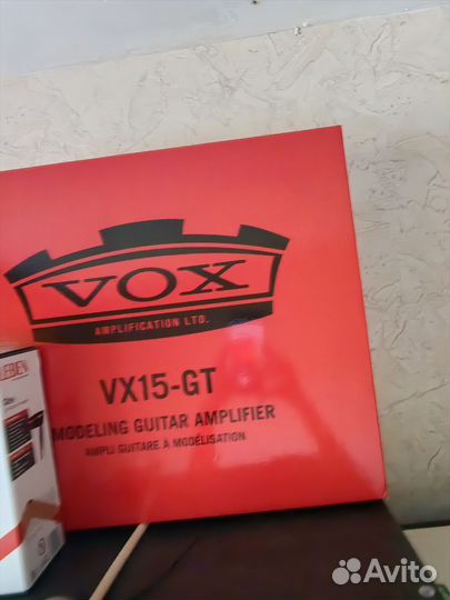 Электро гитара и комбо усилитель