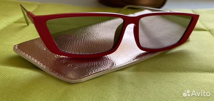 Солнцезащитные очки женские Topshop