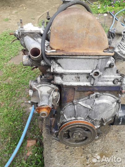 Двигатель 2106