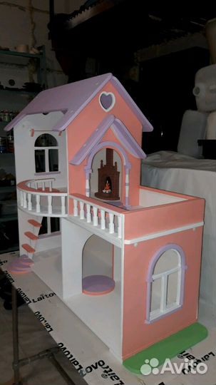 Домик кукольный